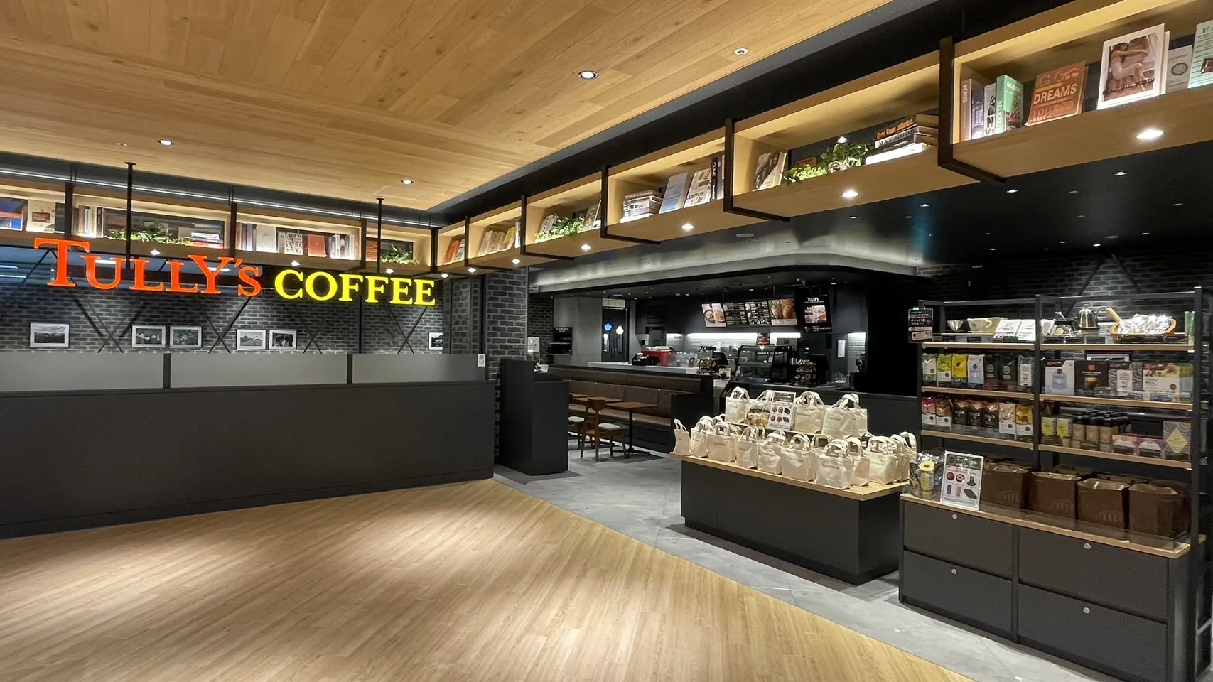 CAN'BRICK「クロブリ(BK-3)」ブリックタイル タリーズコーヒー カフェ内装