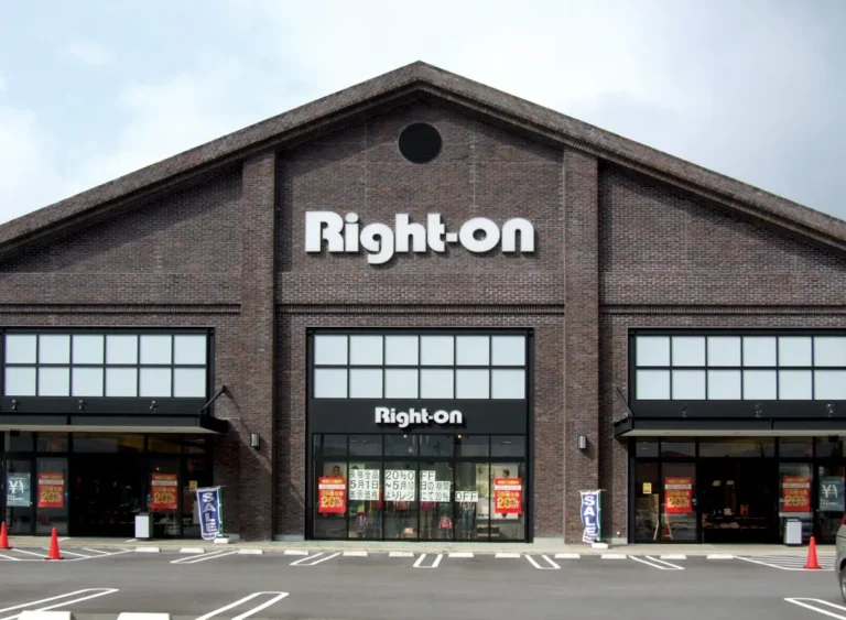Right-on クレッセ彦根店外装デザイン